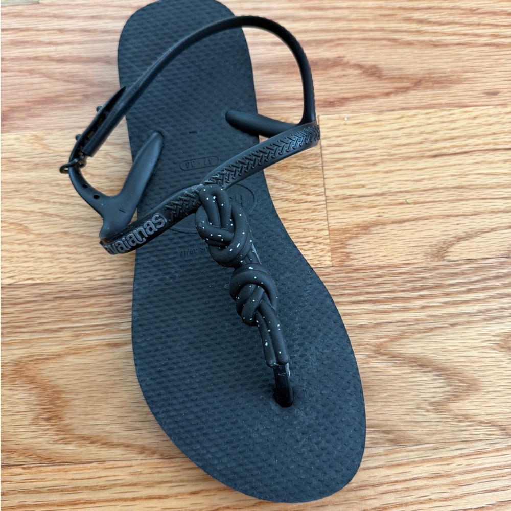Havaianas Women's Black Sandals - Picture 4 of 5
